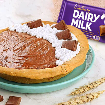 CREAMY CADBURY CHOCOLATE PIE