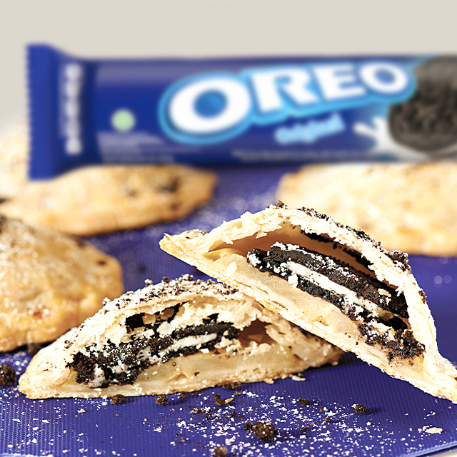 OREO & APPLE MINI PIES