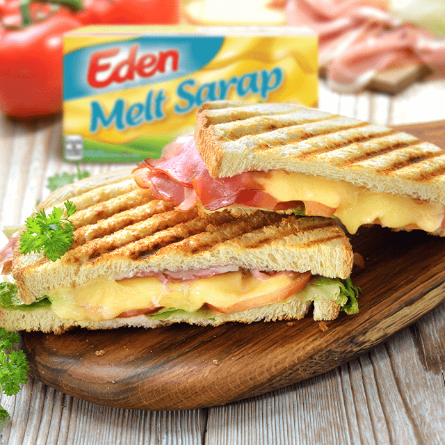 EASY BACON GRILLED CHEESE