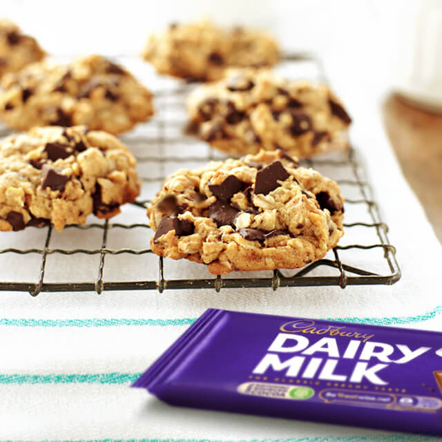 CHEWY CADBURY OATMEAL COOKIES